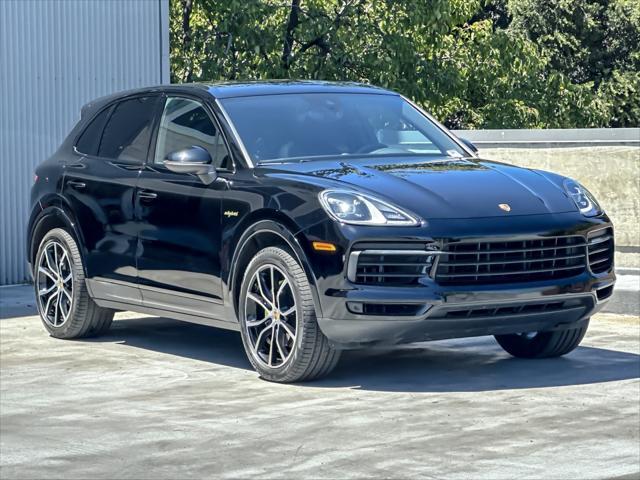 Photo of 2021 Black Porsche Cayenne