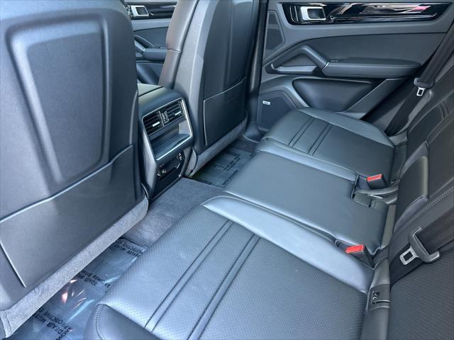 Photo of 2021 Black Porsche Cayenne