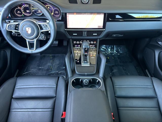 Photo of 2021 Black Porsche Cayenne
