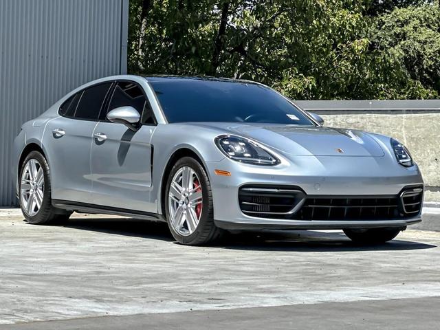 Photo of 2021 Dolomite Silver Metallic Porsche Panamera