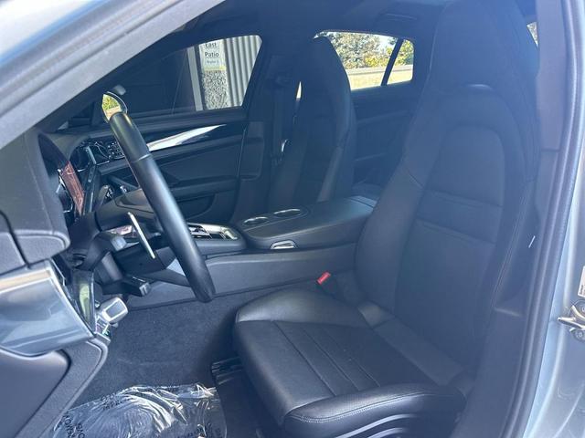 Photo of 2021 Dolomite Silver Metallic Porsche Panamera