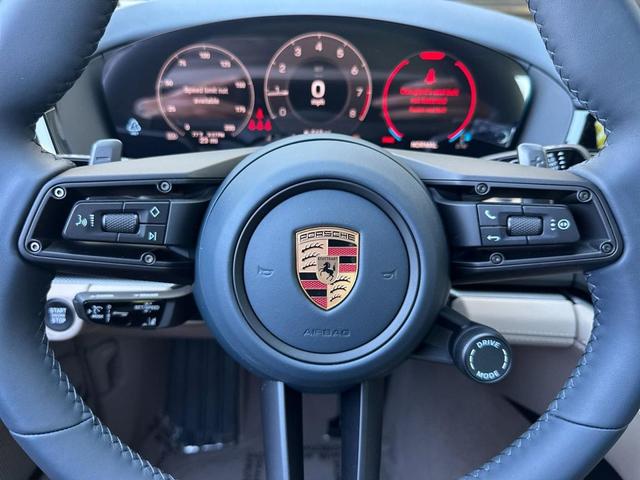 Photo of 2025 ICE GREY Porsche Panamera