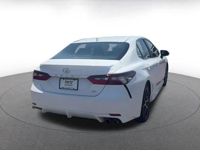 Photo of 2024 White Toyota Camry