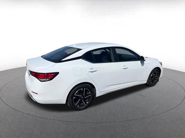 Photo of 2025 Cloud White Nissan Sentra