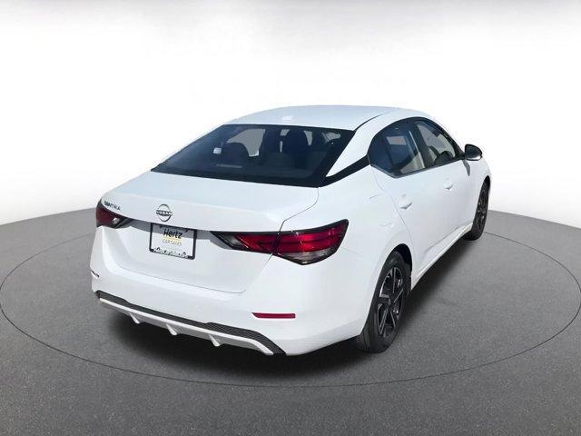 Photo of 2025 Cloud White Nissan Sentra