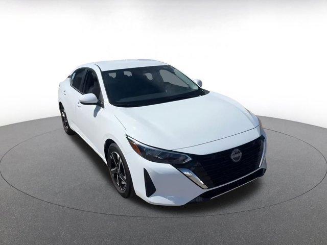 Photo of 2025 Cloud White Nissan Sentra