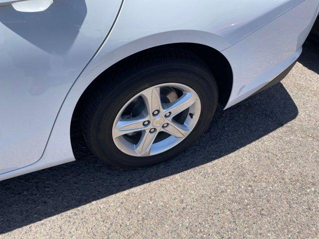 Photo of 2023 Summit White Chevrolet Malibu