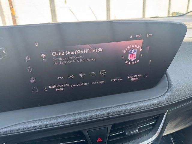 Photo of 2024 Summit White Buick Encore GX