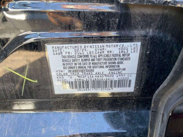Photo of 2025 Black Nissan Sentra