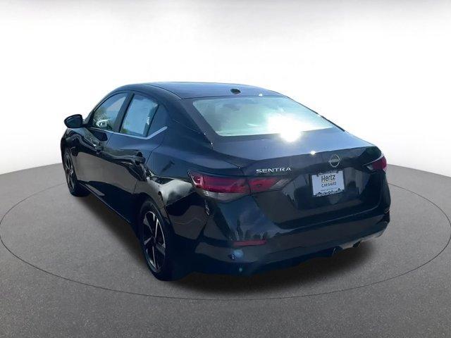 Photo of 2025 Black Nissan Sentra