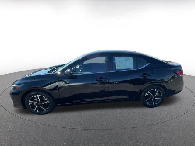 Photo of 2025 Black Nissan Sentra