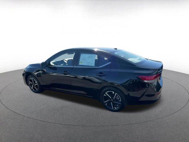 Photo of 2025 Black Nissan Sentra