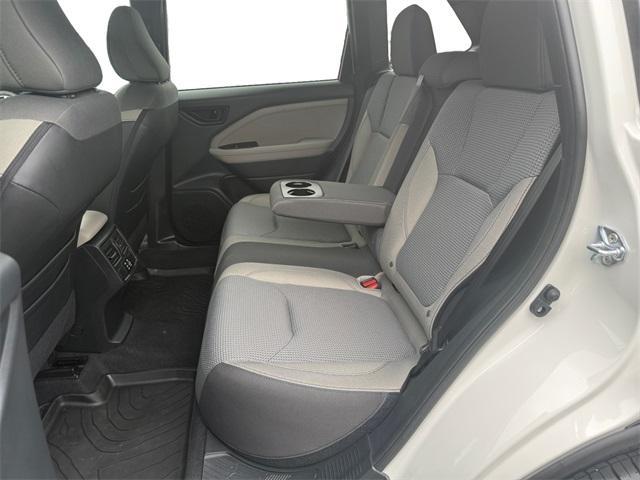 Photo of 2025 Crystal White Pearl Subaru Forester