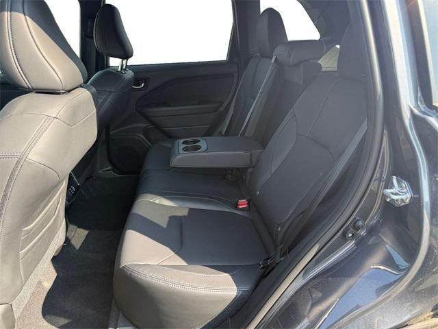 Photo of 2025 Magnetite Gray Metallic Subaru Forester