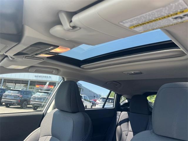 Photo of 2025 Crystal White Pearl Subaru Crosstrek