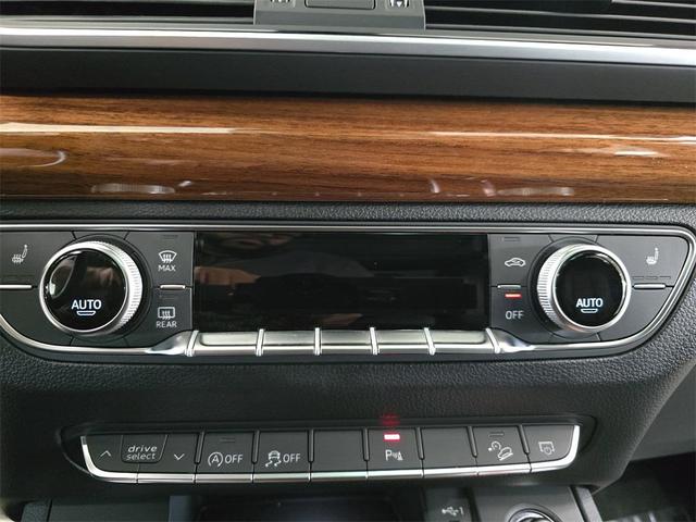 Photo of 2023 White Audi Q5