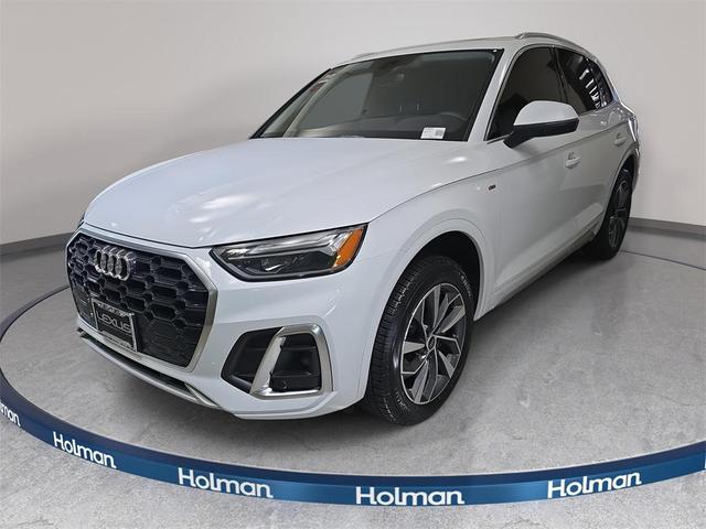 Photo of 2023 White Audi Q5
