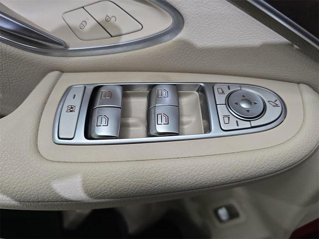 Photo of 2021 designo Cardinal Red Metallic Mercedes-Benz GLC 300
