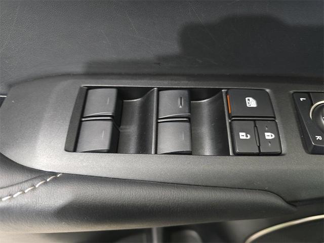 Photo of 2017 Atomic Silver Lexus NX 300h