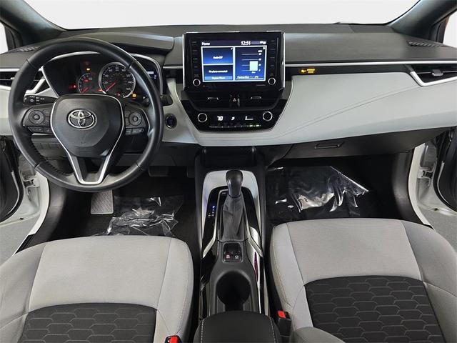 Photo of 2022 White Toyota Corolla