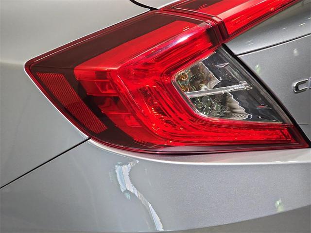 Photo of 2016 Lunar Silver Metallic Honda Civic
