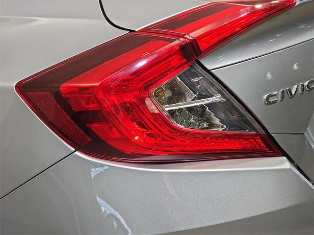Photo of 2016 Lunar Silver Metallic Honda Civic