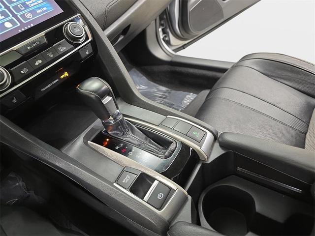 Photo of 2016 Lunar Silver Metallic Honda Civic
