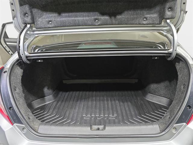 Photo of 2016 Lunar Silver Metallic Honda Civic