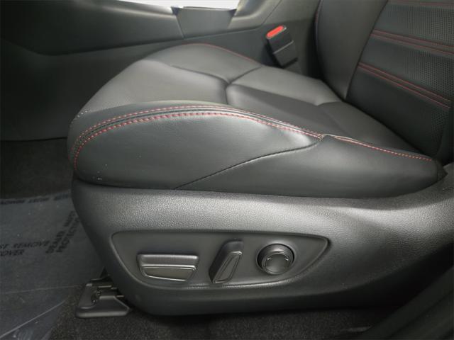 Photo of 2025 Wind Chill Pearl/Midnight Black Metallic Toyota RAV4 Hybrid