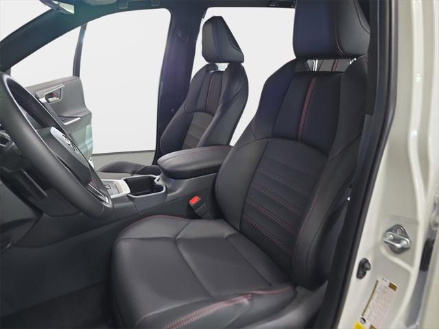Photo of 2025 Wind Chill Pearl/Midnight Black Metallic Toyota RAV4 Hybrid