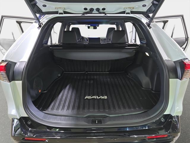 Photo of 2025 Wind Chill Pearl/Midnight Black Metallic Toyota RAV4 Hybrid