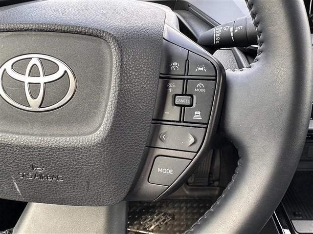Photo of 2024 Silver Toyota Prius