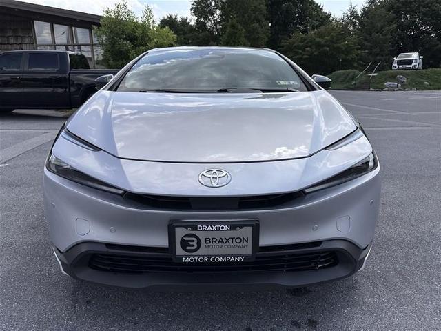 Photo of 2024 Silver Toyota Prius