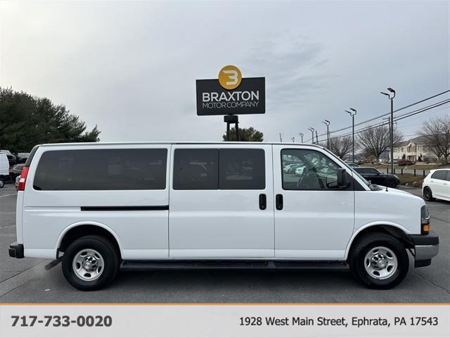 2022 Chevrolet Express 3500