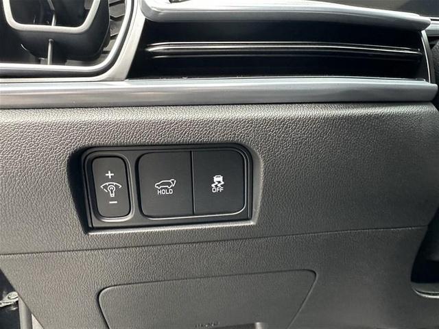 Photo of 2024 Gravity Grey Kia Sorento