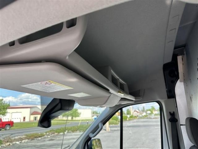 Photo of 2019 WHITE Ford Transit-250