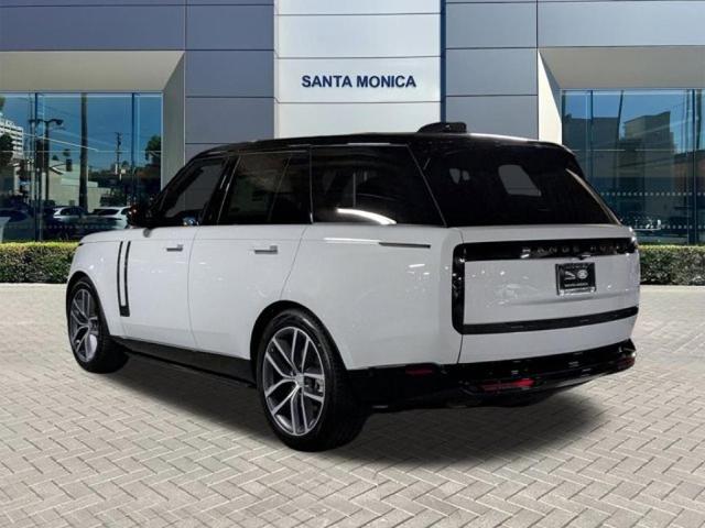 Photo of 2025 Fuji White Land Rover Range Rover