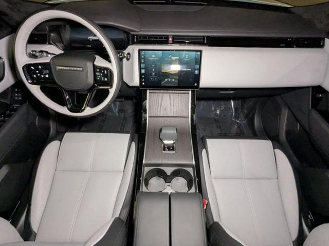 Photo of 2026 Ostuni Pearl White Land Rover Range Rover Velar