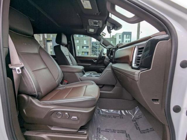 Photo of 2024 Summit White GMC Sierra 2500