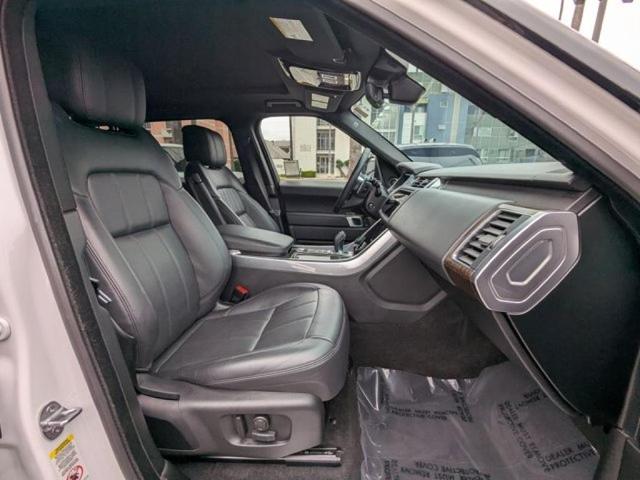Photo of 2022 Fuji White Land Rover Range Rover Sport