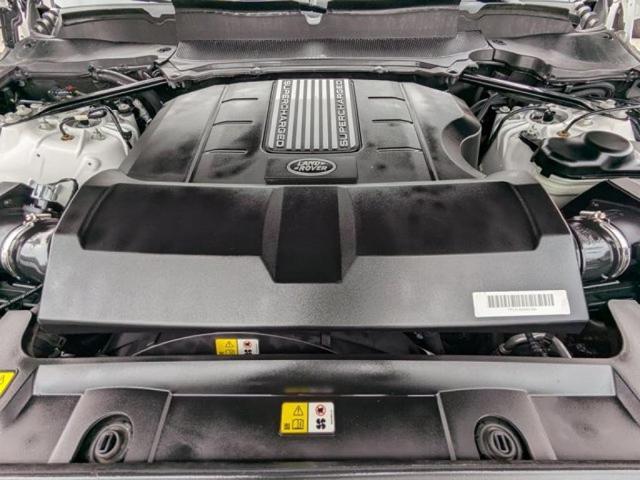 Photo of 2022 Fuji White Land Rover Range Rover Sport