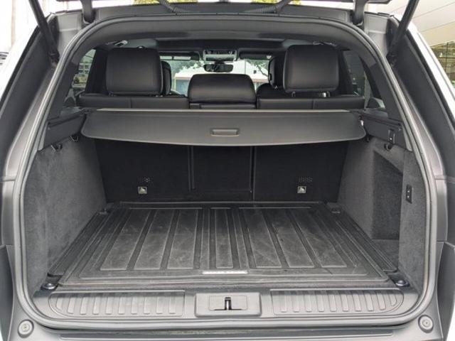 Photo of 2022 Fuji White Land Rover Range Rover Sport