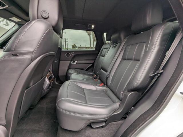 Photo of 2022 Fuji White Land Rover Range Rover Sport