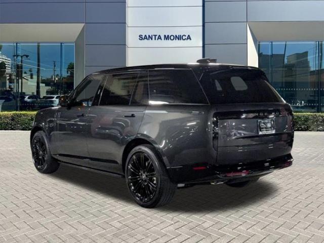 Photo of 2025 Carpathian Grey Land Rover Range Rover