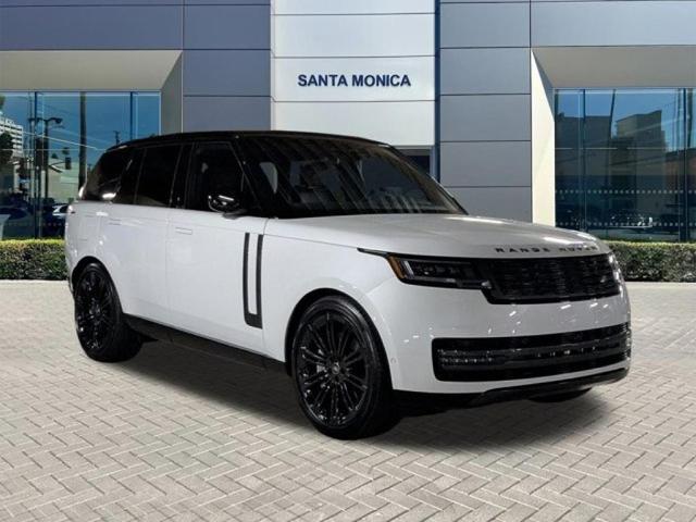 Photo of 2025 Ostuni Pearl White Land Rover Range Rover