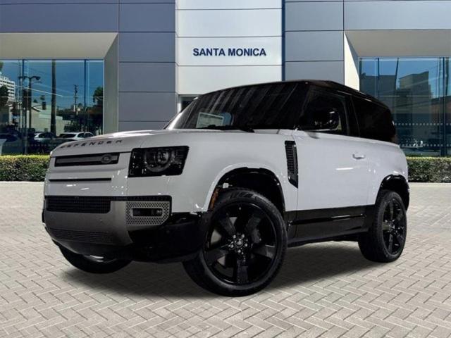 Photo of 2025 Fuji White Land Rover Defender