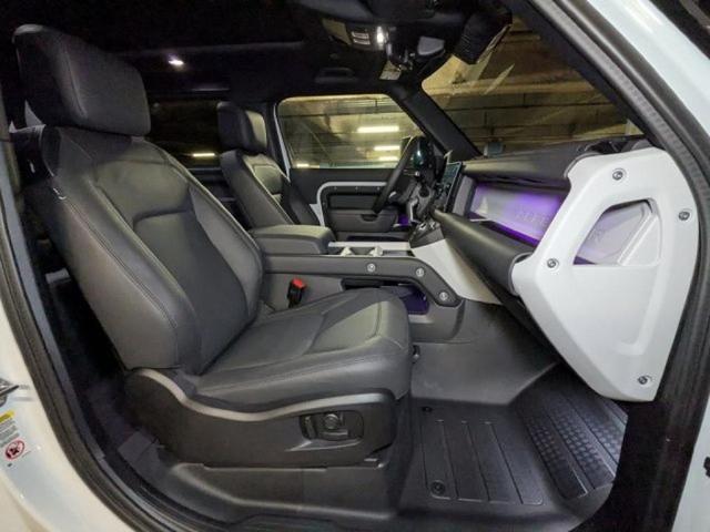 Photo of 2025 Fuji White Land Rover Defender