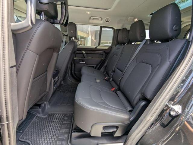 Photo of 2025 Santorini Black Land Rover Defender
