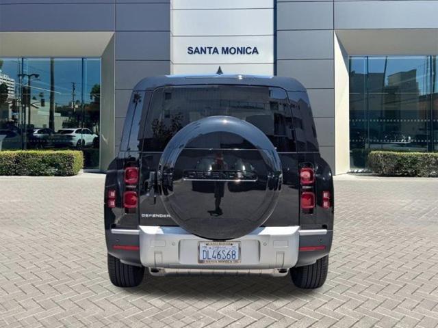Photo of 2025 Santorini Black Land Rover Defender