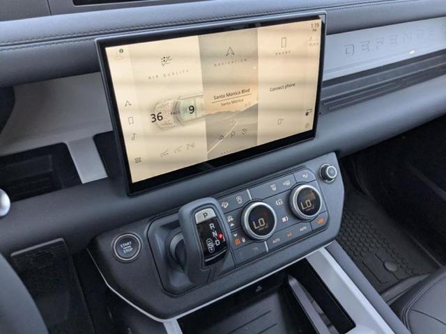 Photo of 2025 Santorini Black Land Rover Defender